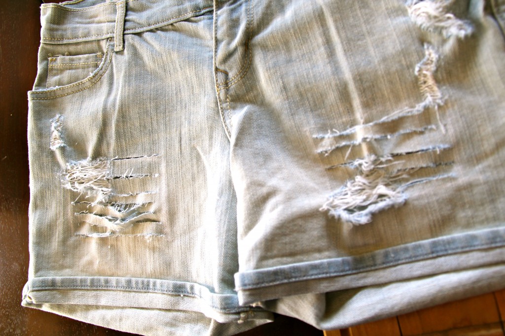 DIY distressed denim 