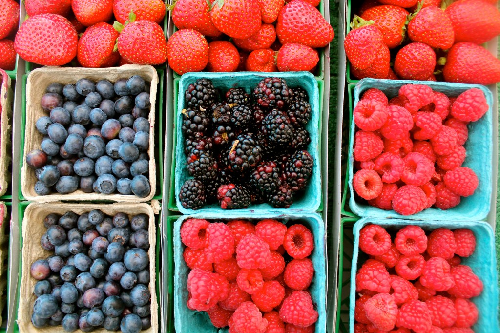 fresh berries 