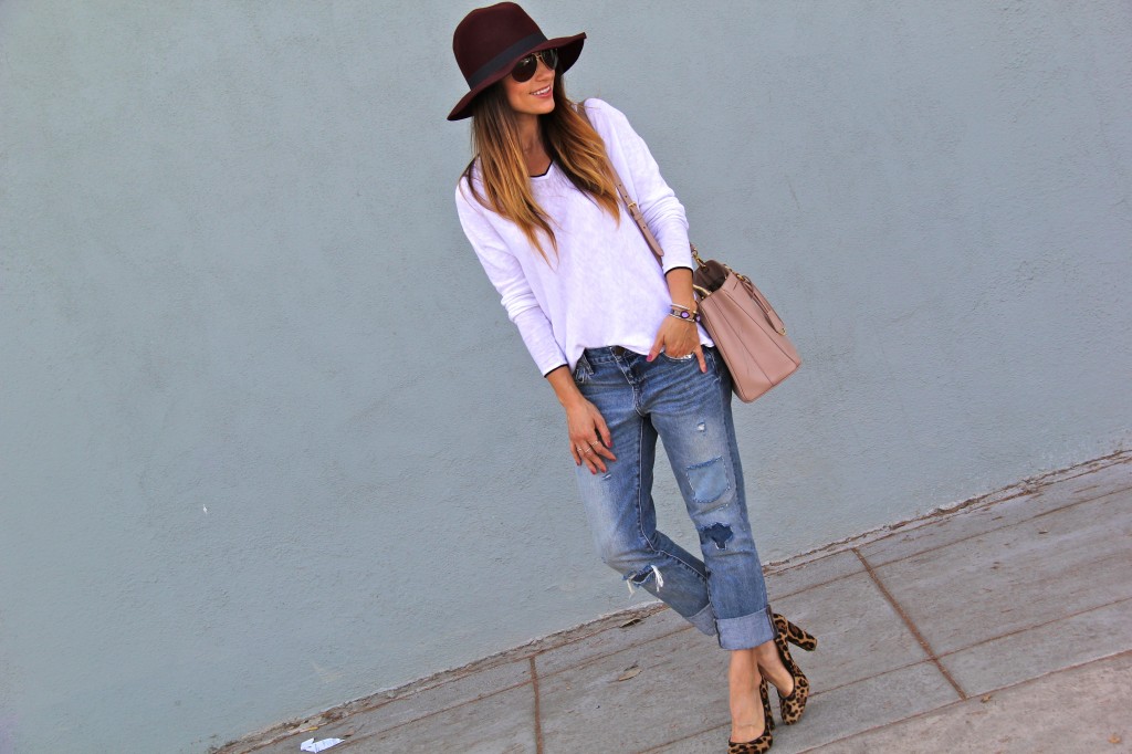 distressed boyfriend jeans, oxblood fedora