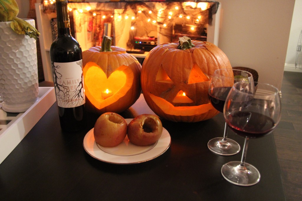 halloween pumpkins, baked apples