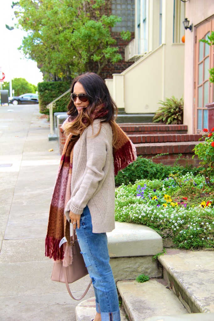 blanket scarf, chunky knit sweater