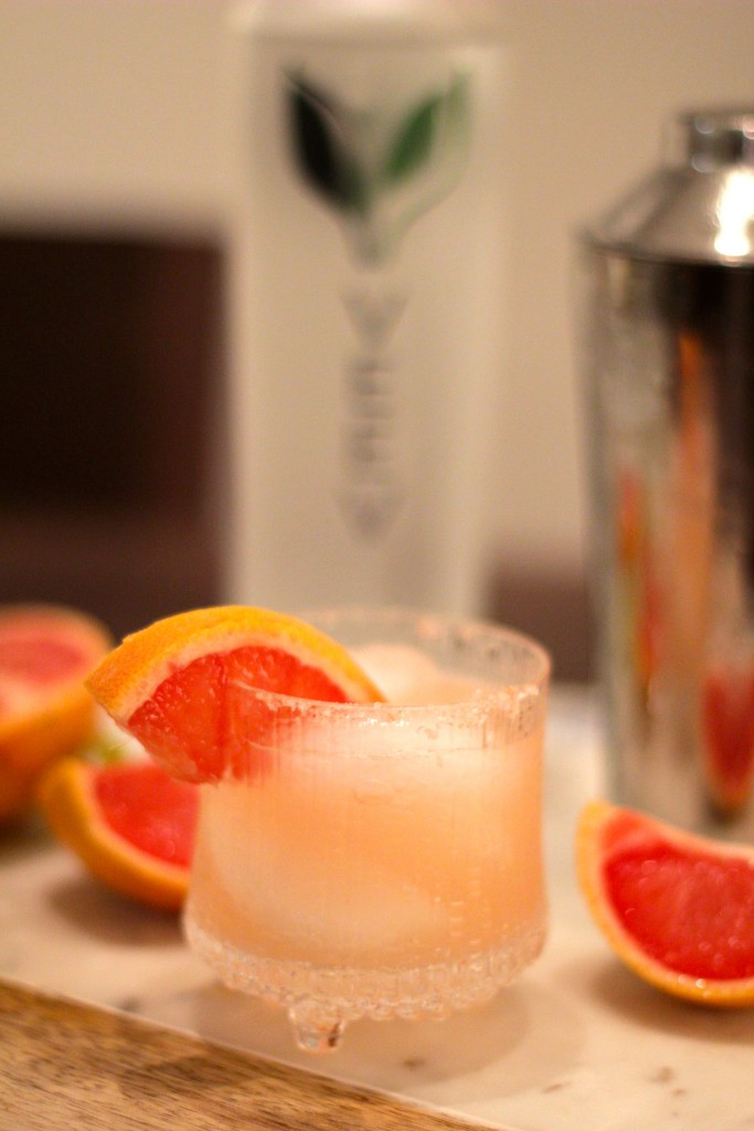 VEEV grapefruit margarita 