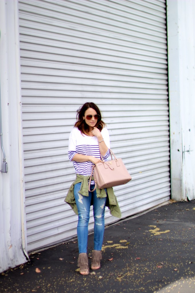 stripe jcrew top, distressed denim, steve madden fringe sandals 