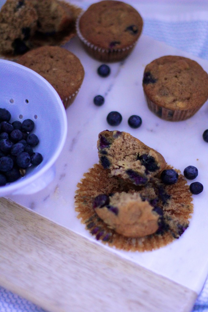 banana blueberry muffins, clean eating, healthy 