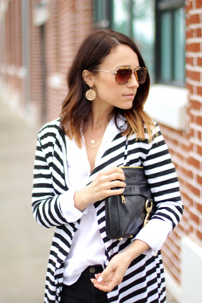 gold disc earrings, white blouse, classic look