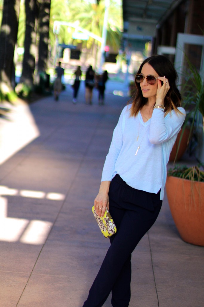 light blue sweater, navy blue slouchy pants, spring outfit, work attire 