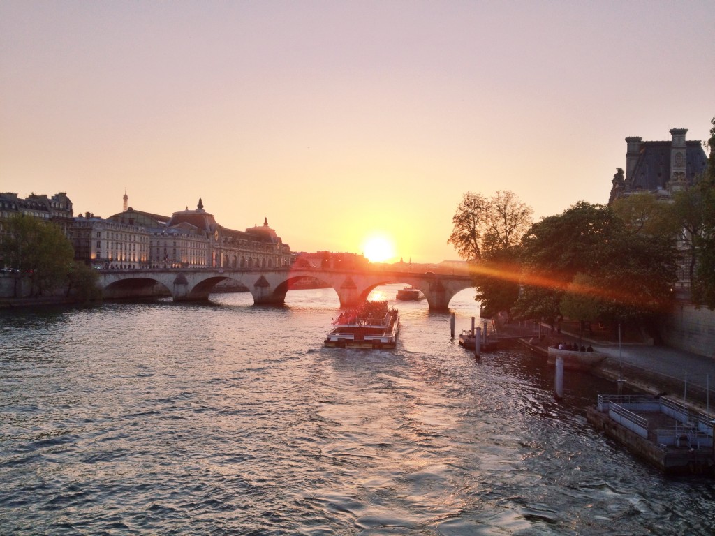 sunset on the seine river, Paris, itsy bitsy indulgences 