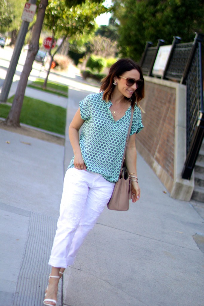 white distressed denim, pleione blouse, spring dressing 