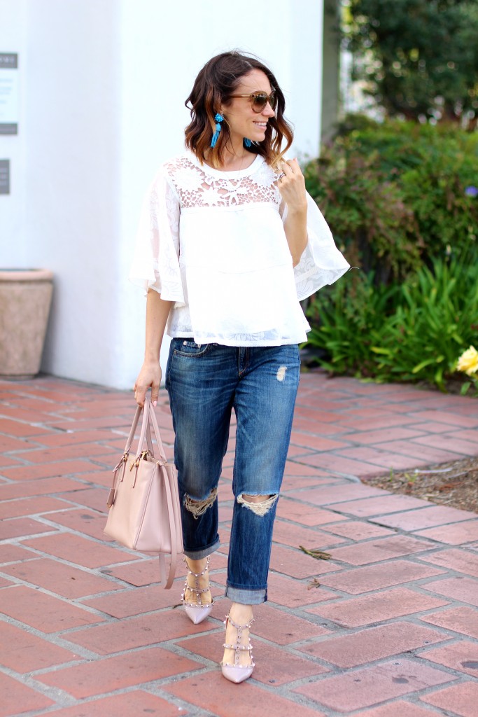 white lace blouse // distressed boyfriend jeans // itsy bitsy indulgences 