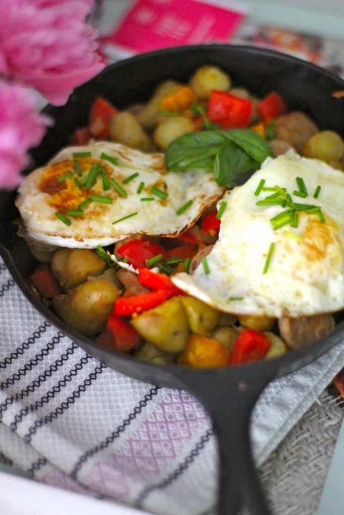 Apple Sausage and Potato breakfast skillet, itsy bitsy indulgences