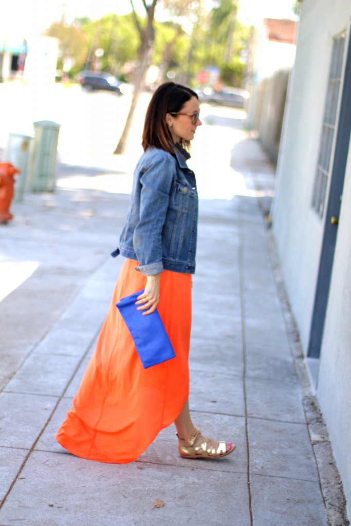 orange summer maxi dress, blue clutch, itsy bitsy indulgences 