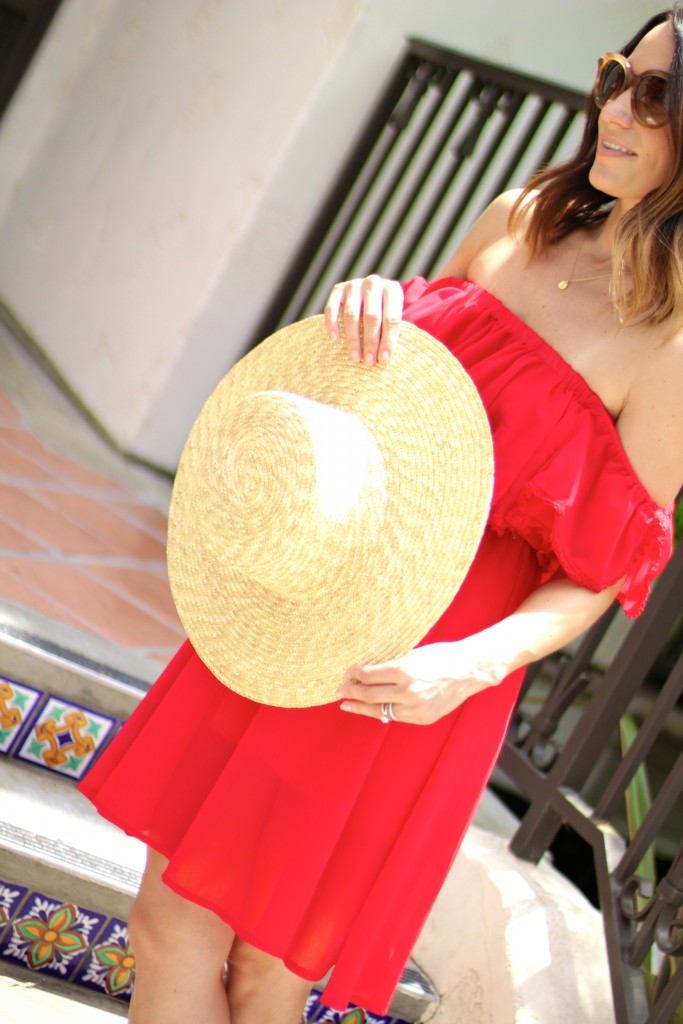 wide brimmed straw hat, itsy bitsy indulgences 