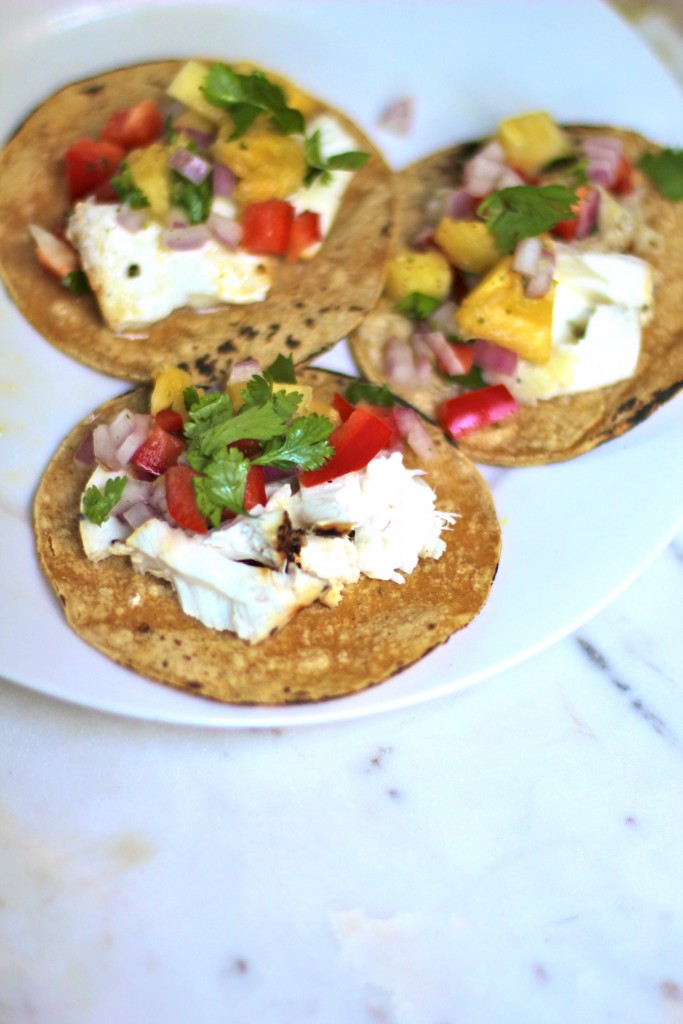 halibut fish tacos with pineapple salsa, itsy bitsy indulgences 