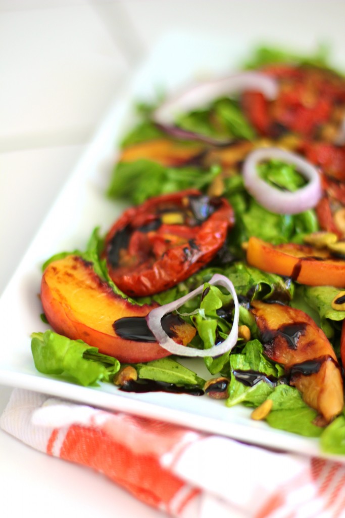 arugula and peach salad, itsy bitsy indulgences 