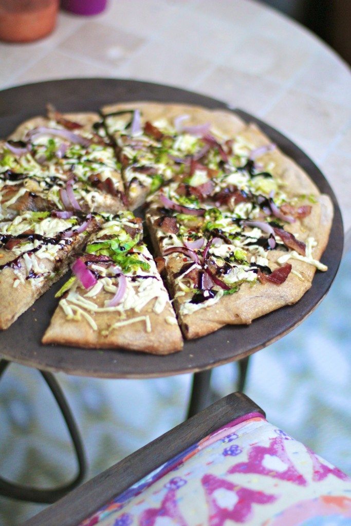 al fresco homemade pizza, itsy bitsy indulgences 