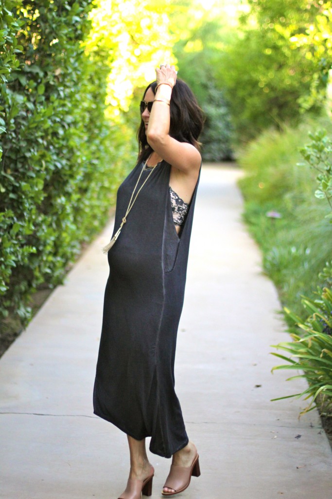 grey maxi dress, pregnancy style, itsy bitsy indulgences 