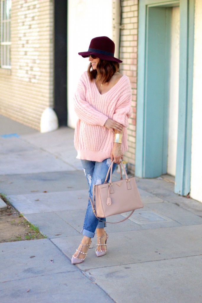 oversized blush sweater, itsy bitsy indulgences 