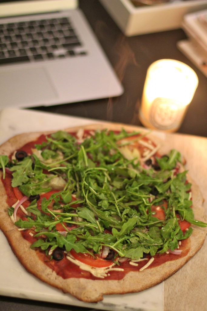 homemade pizza, itsy bisy indulgences 