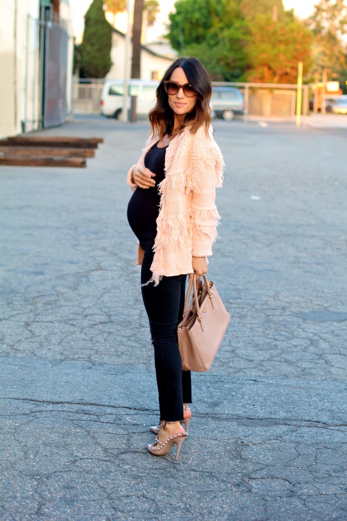 all black with pink pregnancy style , itsy bitsy indulgences 