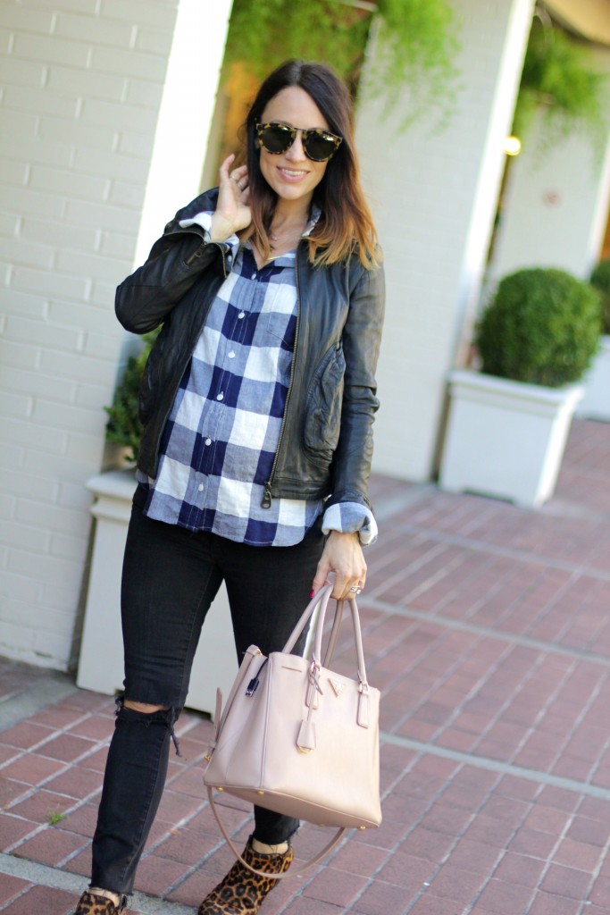 plaid top, baby bump style, itsy bitsy indulgences 