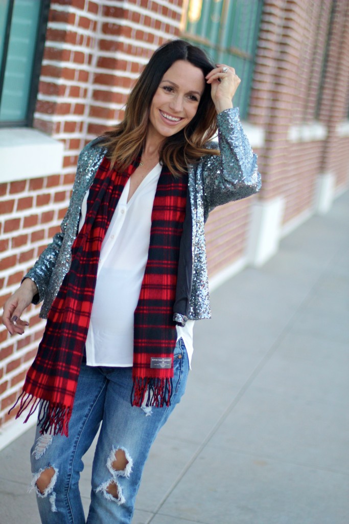 holiday dressing with plaid and sequins, pregnancy style, itsy bitsy indulgences 