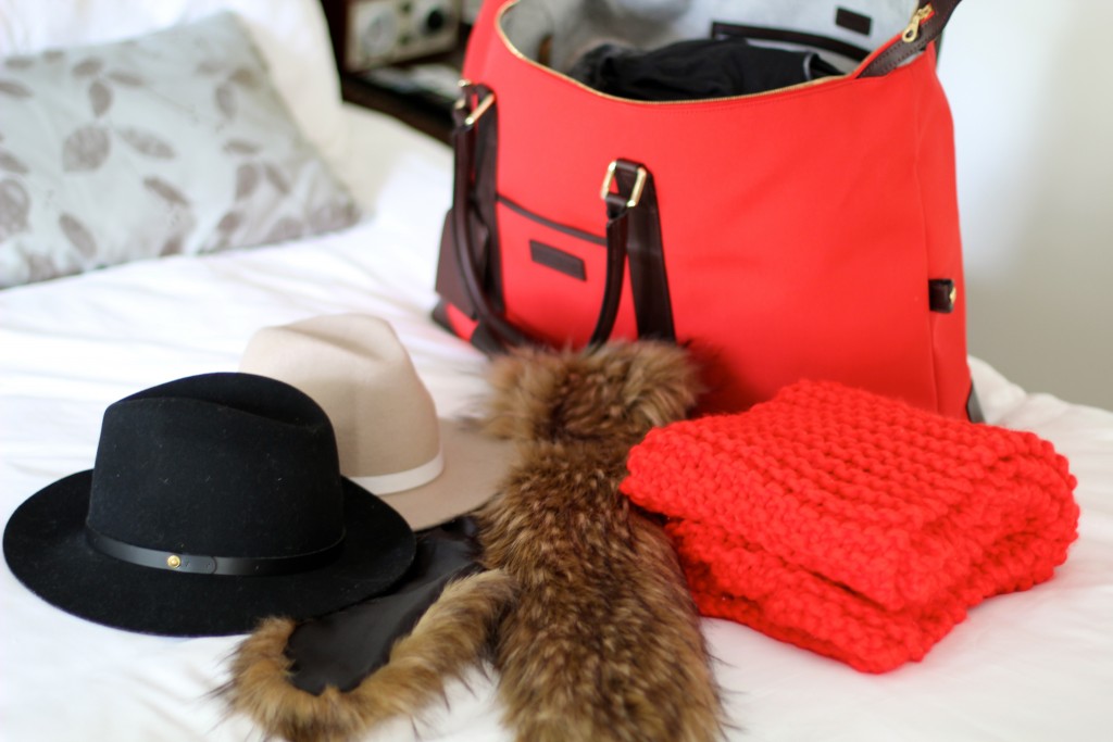 weekend packing with dooney and bouurke, itsy bitsy indulgences 