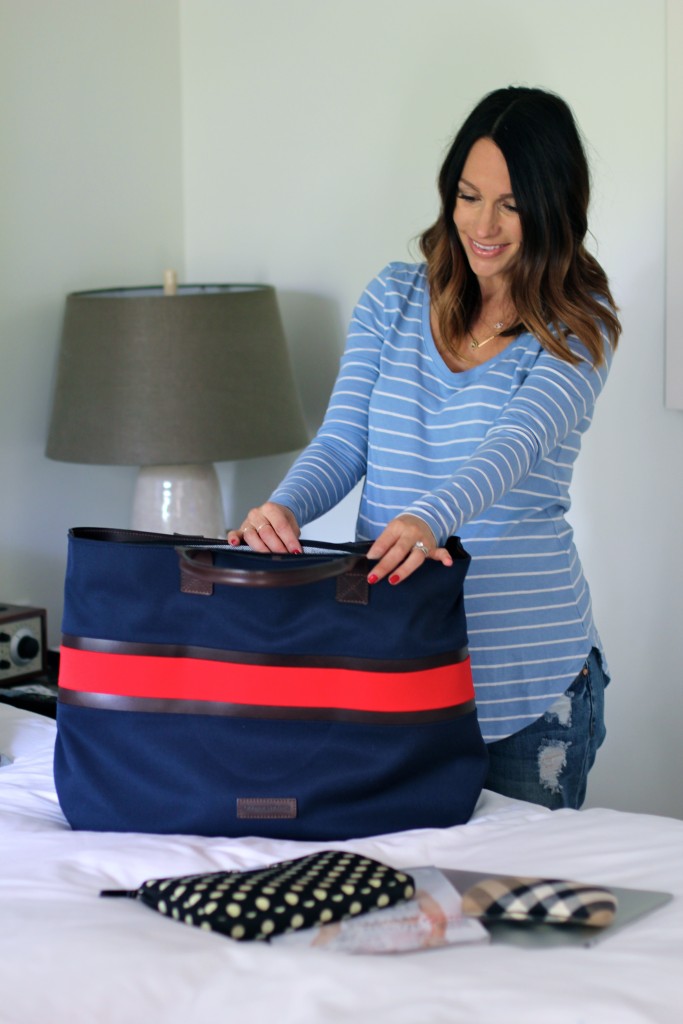 weekend packing with dooney and bourke, itsy bitsy indulgences 