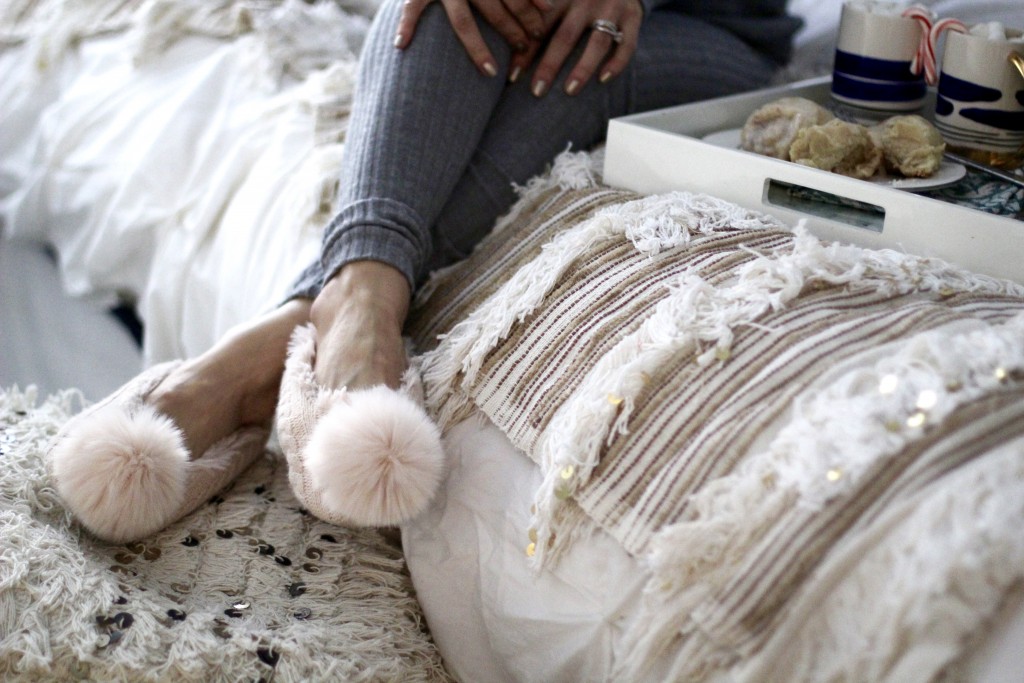 pom pom slippers, itsy bitsy indulgences 