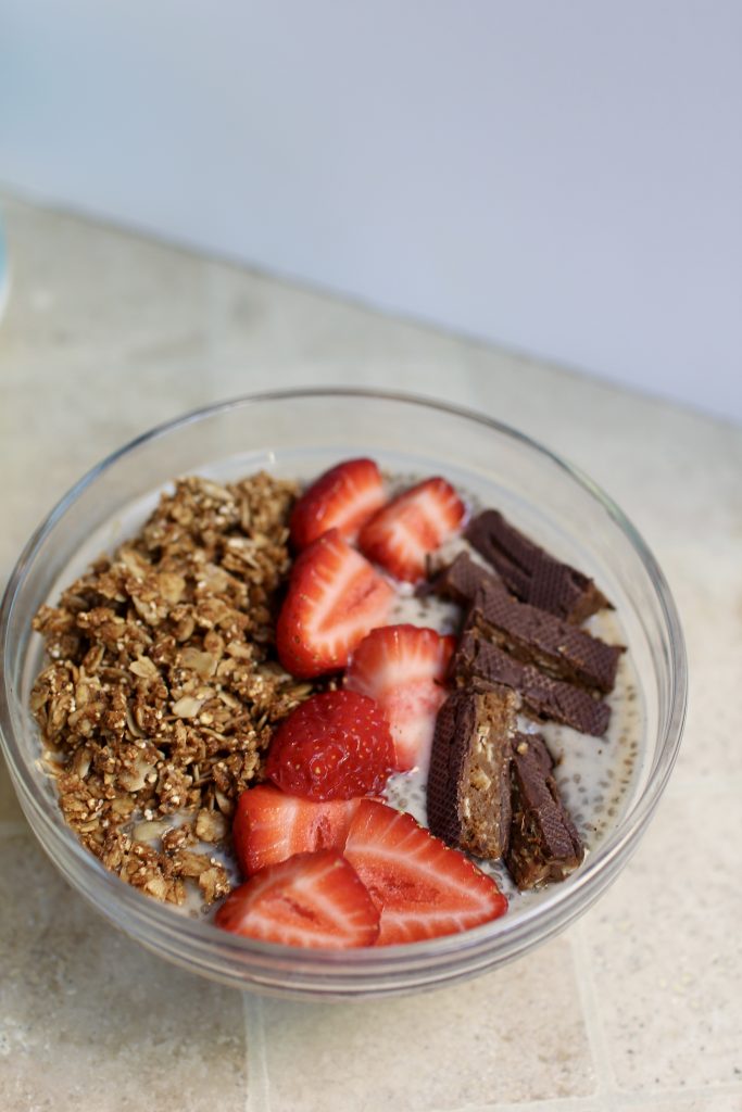 cashew milk chia seed pudding, itsy bitsy indulgences 