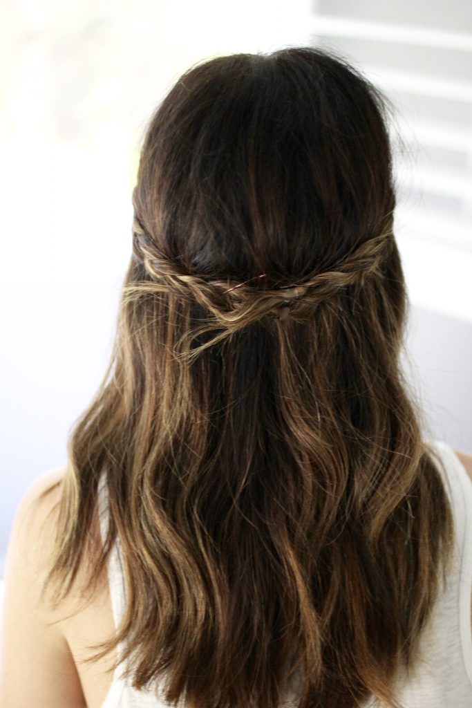 3 easy hairstyles for dirty hair days, itsy bitsy indulgences 