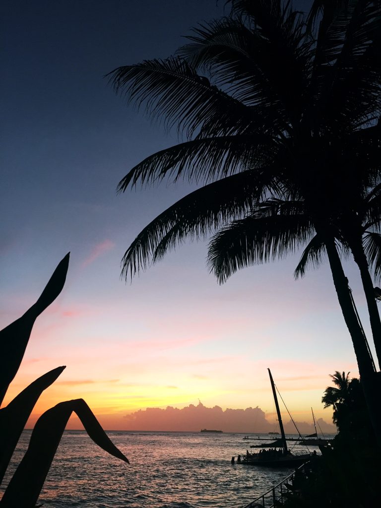 oahu sunset, itsy bitsy indulgences 