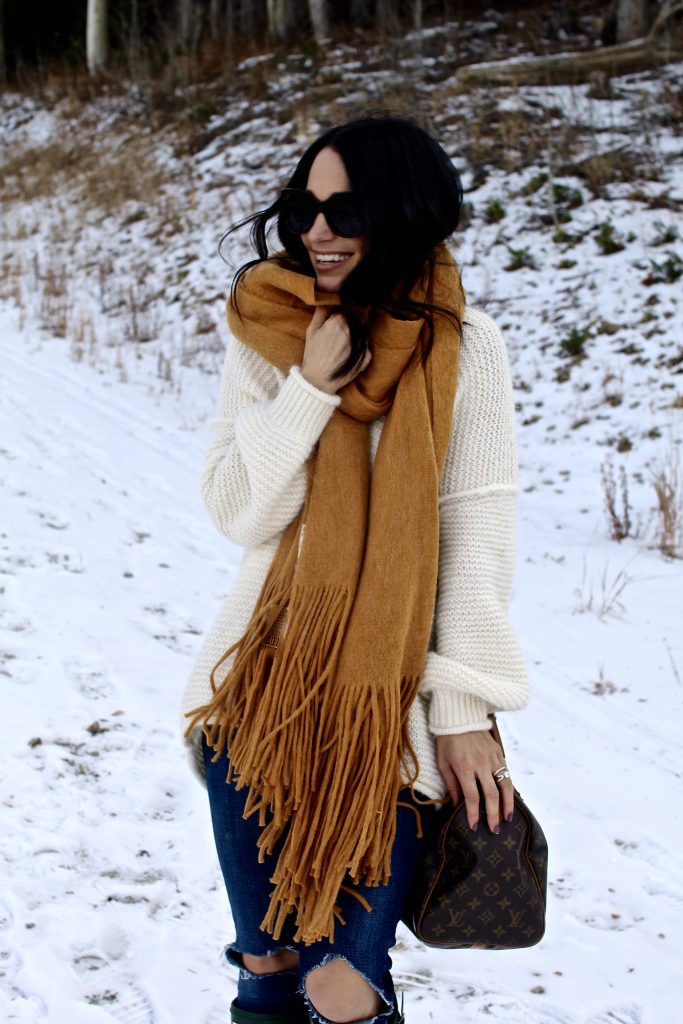 winter weather outfit, oversized scarf, itsy bitsy indulgences 