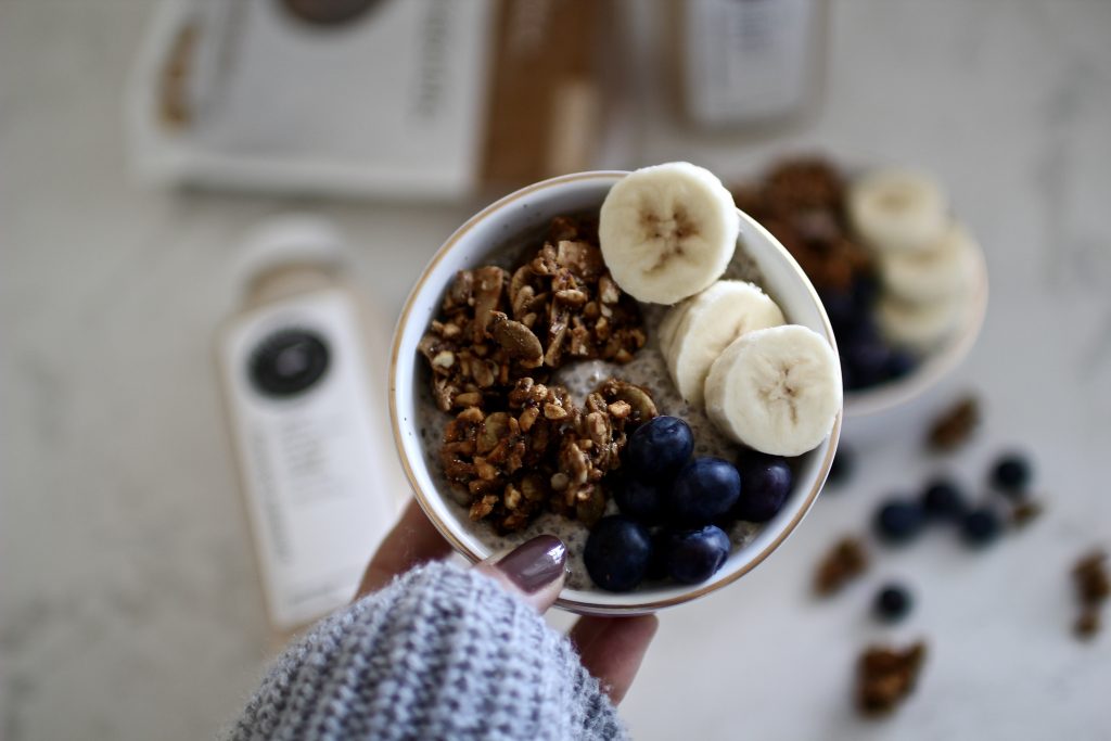 dairy free chia pudding, itsy bitsy indulgences 