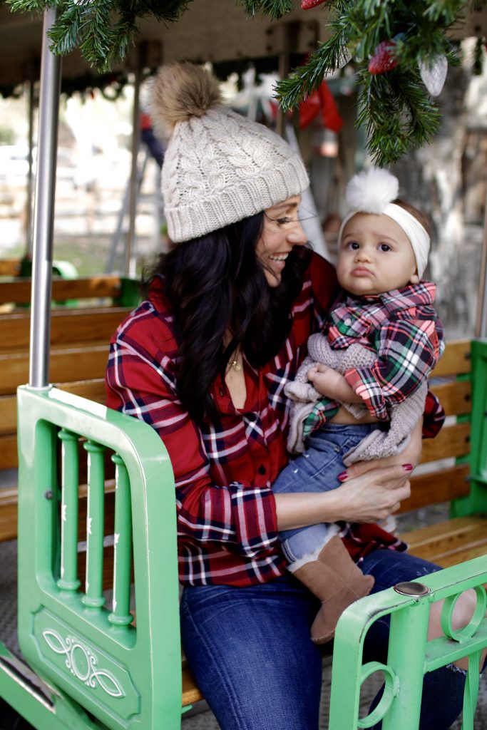 casual christmas outfit, itsy bitsy indulgences 