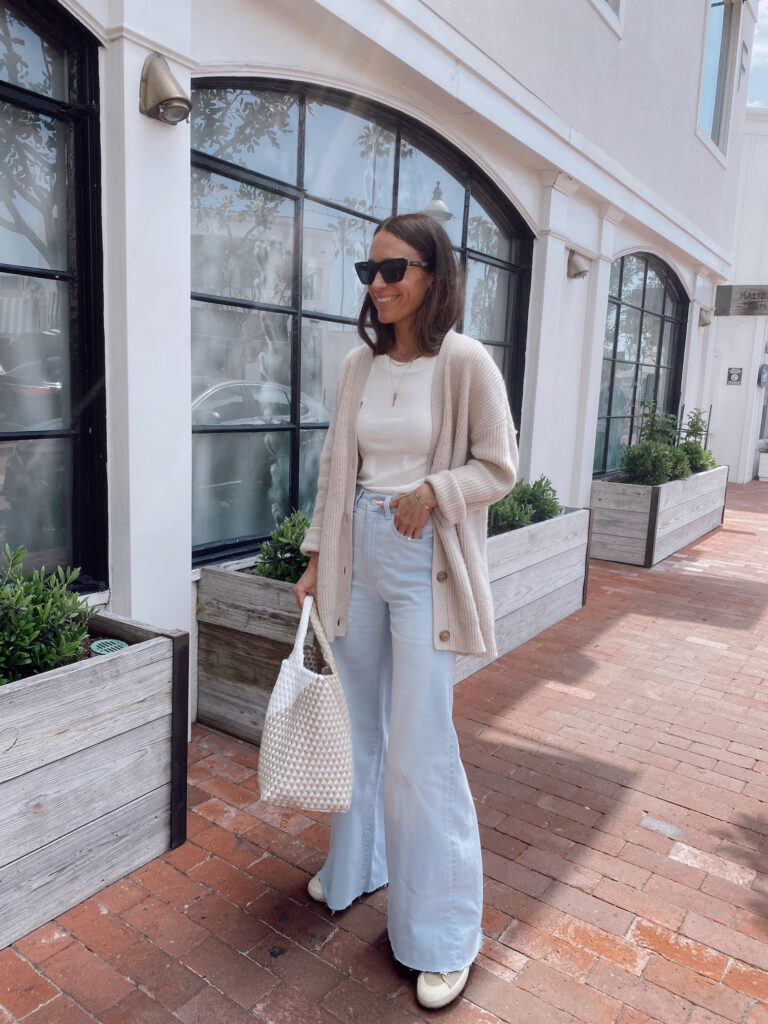 9 Ways To Style Light-Wash, Wide Legged Jeans For Spring + Summer ...