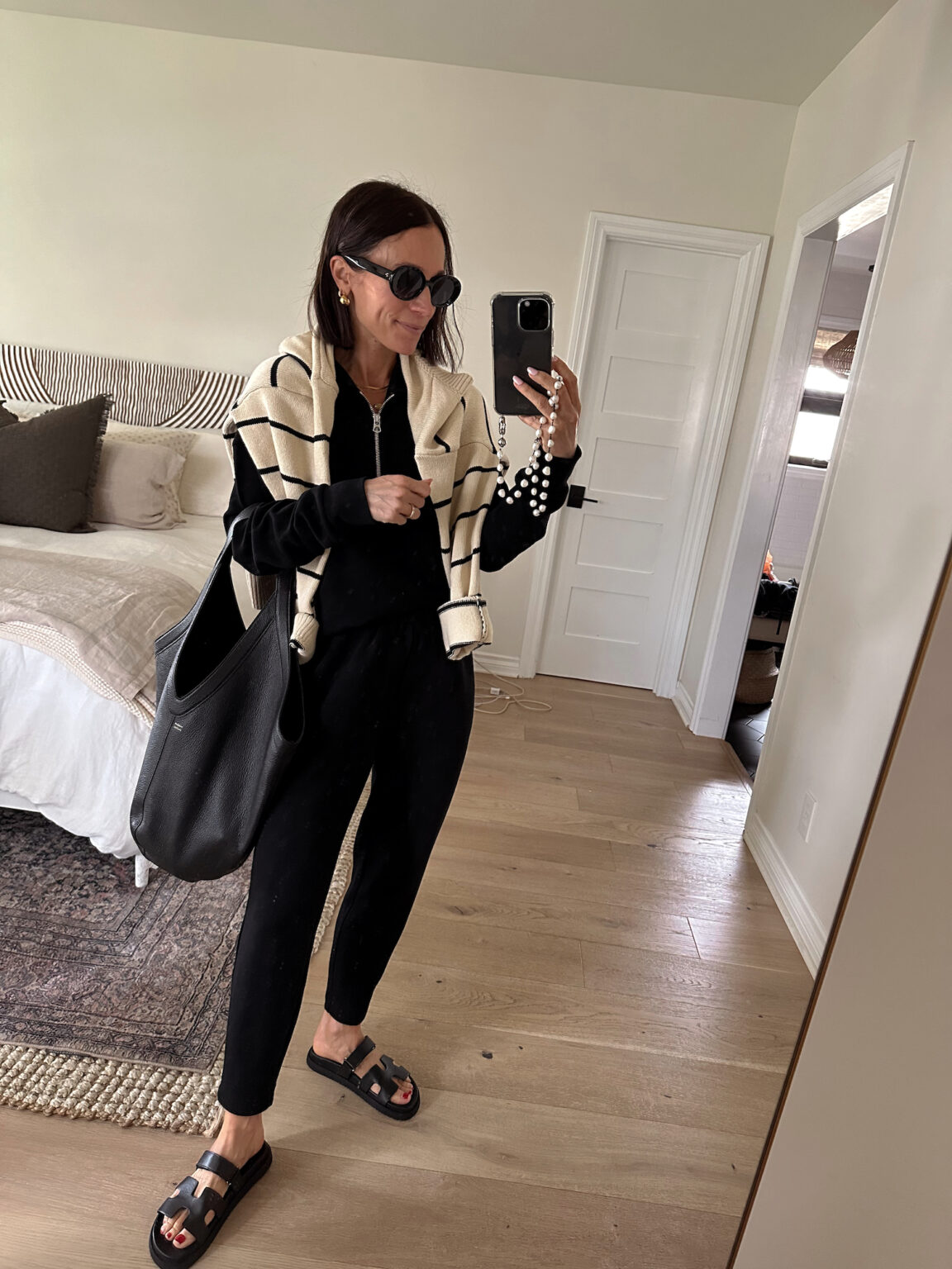 30 Outfits From March's Capsule Wardrobe - posts from Shannon Pulsifer